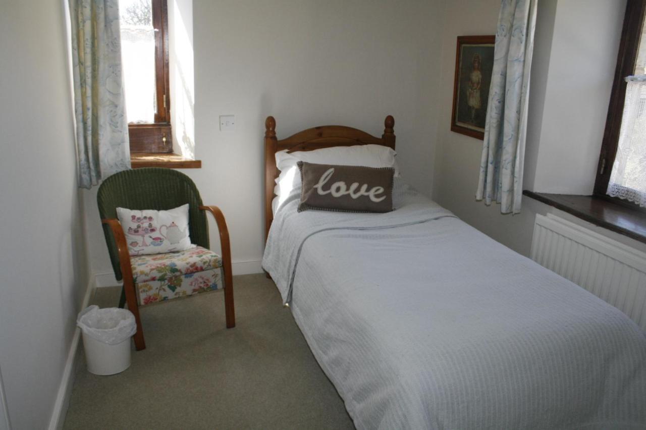 Fosse Farmhouse Holiday Cottages Chippenham  Luaran gambar