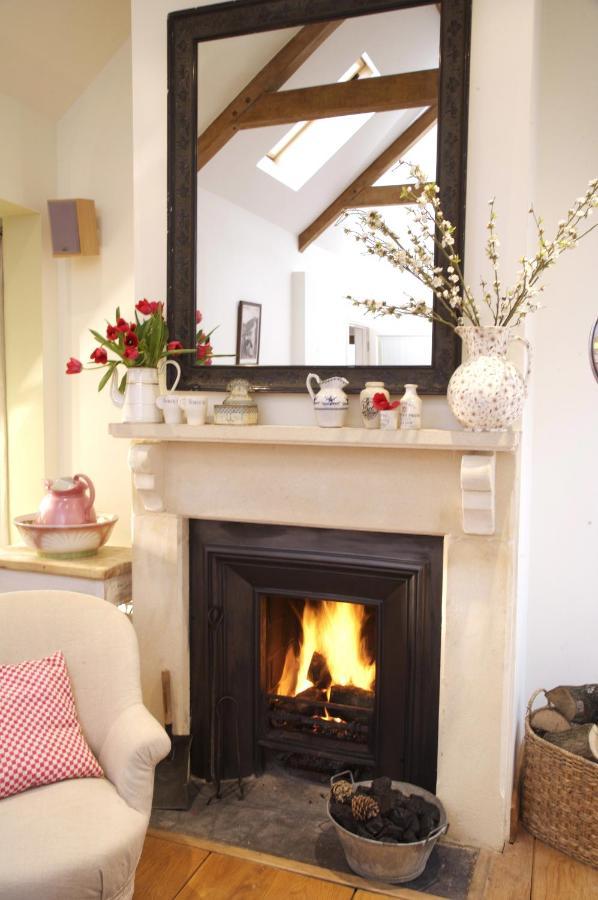 Fosse Farmhouse Holiday Cottages Chippenham  Luaran gambar