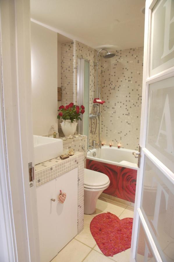 Fosse Farmhouse Holiday Cottages Chippenham  Luaran gambar