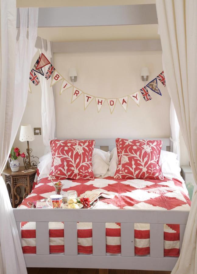Fosse Farmhouse Holiday Cottages Chippenham  Luaran gambar